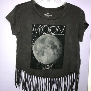 Crop tee with fringe